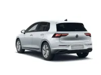 Nuevo VW Golf VIII 116 CV (85 kW) 2026 Plateado Utilitario