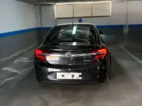 Usado Opel Insignia Business 120 CV (88 kW) 2014 Negro Familiar