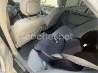 Usado Mercedes C270 Elegance 170 CV (125 kW) 2002 Gris / plata Berlina