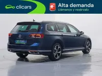 Usado VW Passat R-line 150 CV (110 kW) 2022 Azul Familiar