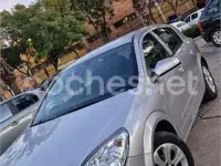 Usado Opel Astra Cosmo 100 CV (73 kW) 2008 Gris / plata Berlina