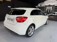 Käytetty Mercedes A180 Urban 109 HP (80 kW) 2013 Valkoinen Coupe - kaksiovinen