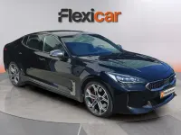 Usado Kia Stinger GT 366 CV (269 kW) 2018 Negro Utilitario