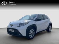 Usado Toyota Aygo X Play 72 CV (52 kW) 2024 Blanco SUV
