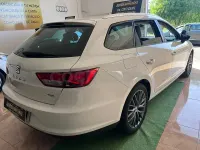 Usado Seat Leon Style 110 CV (80 kW) 2015 Blanco Familiar