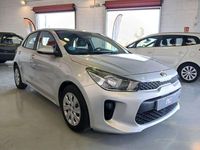 Usado Kia Rio 84 CV (61 kW) 2017 Gris / plata Berlina