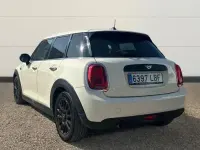Usado Mini ONE 102 CV (75 kW) 2019 Blanco Utilitario