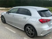 Usado Mercedes A180 109 CV (80 kW) 2018 Gris / plata Berlina