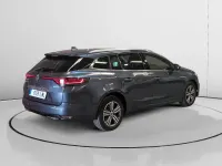 Usado Renault Mégane II Zen 115 CV (84 kW) 2022 Gris Berlina
