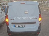 Usado Dacia Dokker Essentiel 102 CV (75 kW) 2019 Blanco Monovolumen