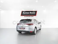 Usado Renault Mégane II Intens 140 CV (102 kW) 2021 Gris / plata Berlina