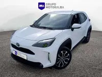 Usado Toyota Yaris Cross Active 116 CV (85 kW) 2023 Blanco SUV