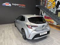 Usado Toyota Corolla Active 140 CV (102 kW) 2022 Gris / plata Berlina