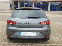 Begagnad Seat Leon Style 125 HK (91 kW) 2017 Grå Sedan
