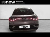 Usado Renault Arkana Techno 145 CV (106 kW) 2024 Gris / plata SUV