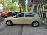 Usado Opel Astra Enjoy 105 CV (77 kW) 2004 Amarillo Berlina
