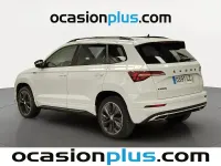 Usado Skoda Karoq SportLine 150 CV (110 kW) 2022 Blanco SUV