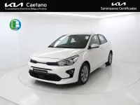 Usado Kia Rio 101 CV (74 kW) 2022 Blanco Utilitario