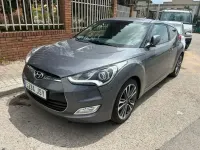 Usado Hyundai Veloster 140 CV (102 kW) 2016 Gris Utilitario