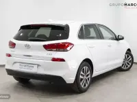 Usado Hyundai i30 120 CV (88 kW) 2020 Blanco