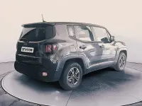 Usado Jeep Renegade Longitude 130 CV (95 kW) 2023 Gris / plata SUV