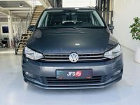 Usado VW Touran Edition 115 CV (84 kW) 2019 Gris / plata Monovolumen