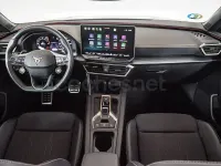 Usado Cupra Leon 150 CV (110 kW) 2025 Azul Berlina