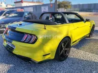 Usado Ford Mustang GT 450 CV (330 kW) 2022 Amarillo Descapotable
