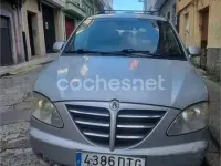 Usado SsangYong Rodius Limited 165 CV (121 kW) 2005 Gris / plata Monovolumen