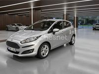 Usado Ford Fiesta Trend 75 CV (55 kW) 2015 Gris / plata Berlina