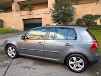 Usado VW Golf V Sportline 140 CV (102 kW) 2007 Gris / plata Berlina