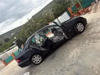 Usado Mercedes C180 Elegance 143 CV (105 kW) 2005 Azul Berlina