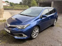 Usado Toyota Auris Hybrid Advance 136 CV (100 kW) 2016 Azul Familiar