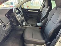 Usado Skoda Karoq Ambition 150 HP (110 kW) 2022 Branco SUV