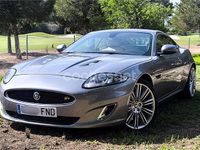 Usado Jaguar XKR 416 CV (305 kW) 2007 Gris / plata Coupe