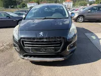 Usado Peugeot 3008 Access 120 CV (88 kW) 2015 Negro Familiar