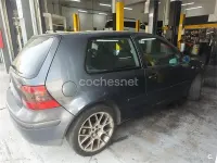 Usado VW Golf IV Highline 115 CV (84 kW) 2001 Azul Berlina