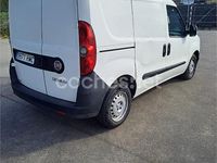 Usado Fiat Doblò 90 CV (66 kW) 2012 Blanco Monovolumen