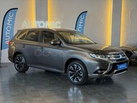 Usado Mitsubishi Outlander P-HEV 203 CV (149 kW) 2017 Marrón SUV