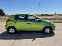 Usado Hyundai i20 Classic 78 CV (57 kW) 2011 Verde Utilitario