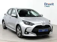 Usado Toyota Yaris Hybrid Active 116 CV (85 kW) 2024 Gris Utilitario