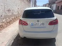 Usado BMW 216 Active Tourer 116 CV (85 kW) 2016 Blanco Monovolumen