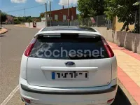 Usado Ford Focus Sport 136 CV (100 kW) 2007 Blanco Berlina
