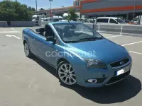 Usado Ford Focus Cabriolet Titanium 136 CV (100 kW) 2007 Azul Descapotable