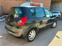 Usado Renault Scénic II Dynamique 105 CV (77 kW) 2006 Negro Monovolumen