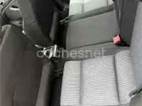 Usado VW Golf IV Highline 130 CV (95 kW) 2003 Rojo Familiar