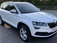 Usado Skoda Karoq Ambition 150 CV (110 kW) 2022 Blanco SUV
