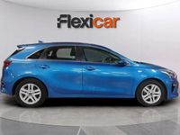 Usado Kia Ceed 120 CV (88 kW) 2021 Azul Utilitario