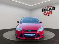 Używany Ford Focus Trend 101 KM (74 kW) 2012 Czerwony Hatchback