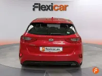 Usado Kia Ceed 120 CV (88 kW) 2021 Rojo Utilitario
